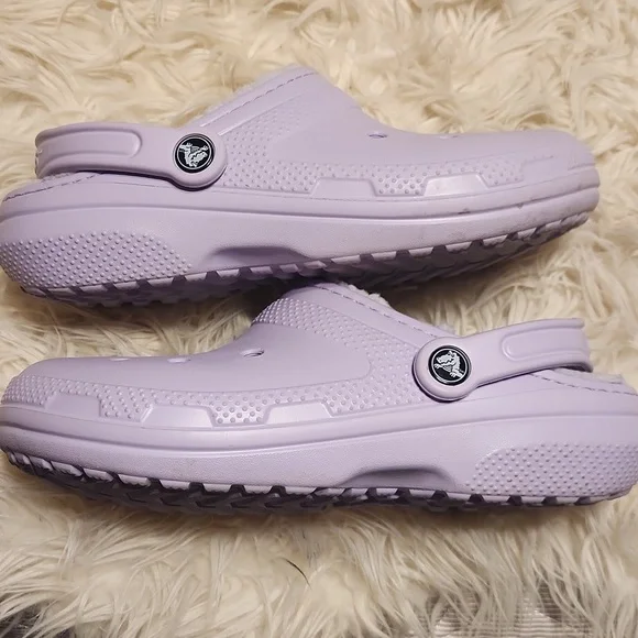 Crocs Shoes - Light Purple W/ Fur ***NWOT*** - Picture 3 of 5